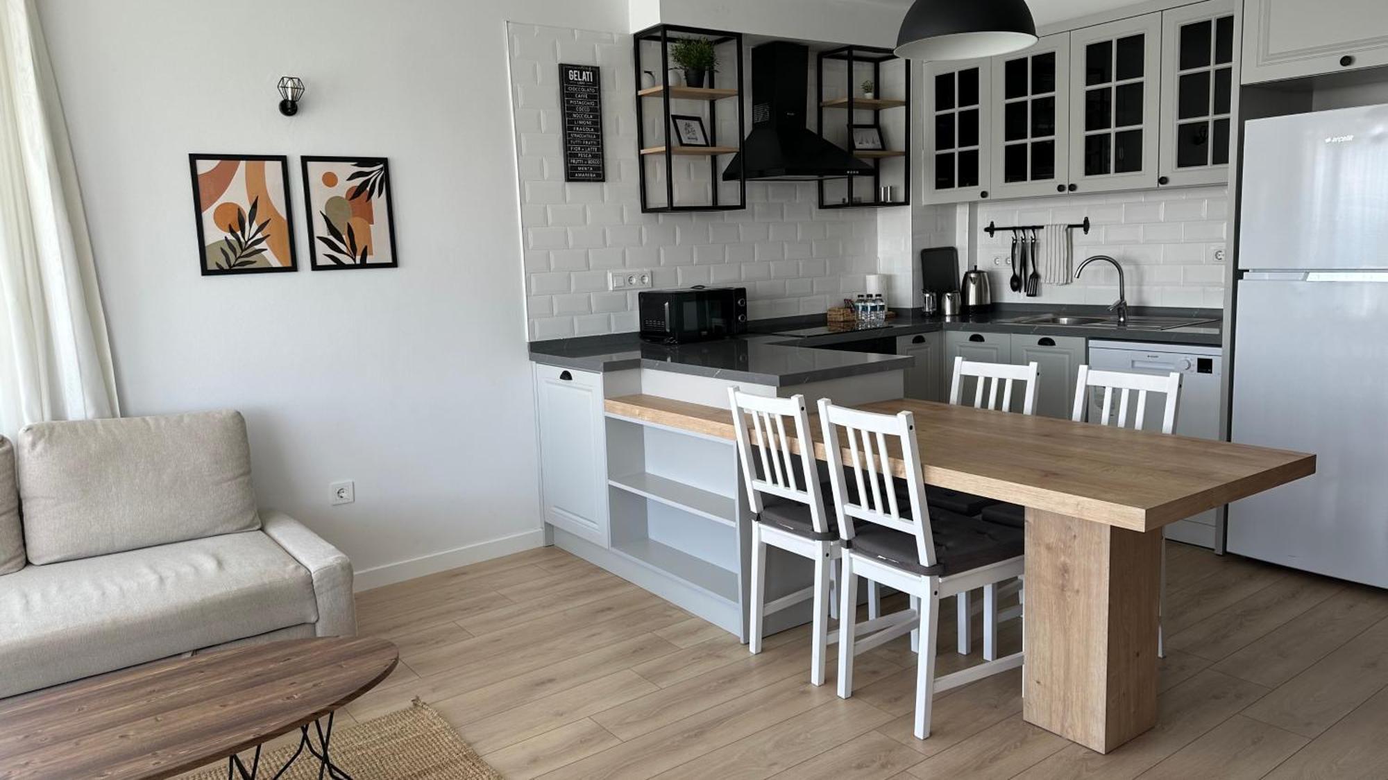 Skovde Apartament *